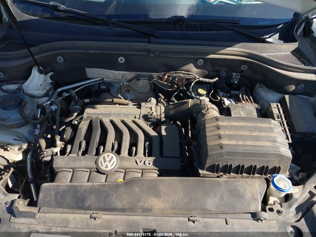 Продаж на аукціоні авто 2018 Volkswagen Atlas 3.6l V6 Sel, vin: 1V2MR2CAOJC557030, номер лоту: 44115170