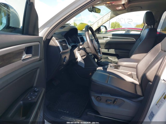 Продаж на аукціоні авто 2018 Volkswagen Atlas 3.6l V6 Sel, vin: 1V2MR2CAOJC557030, номер лоту: 44115170