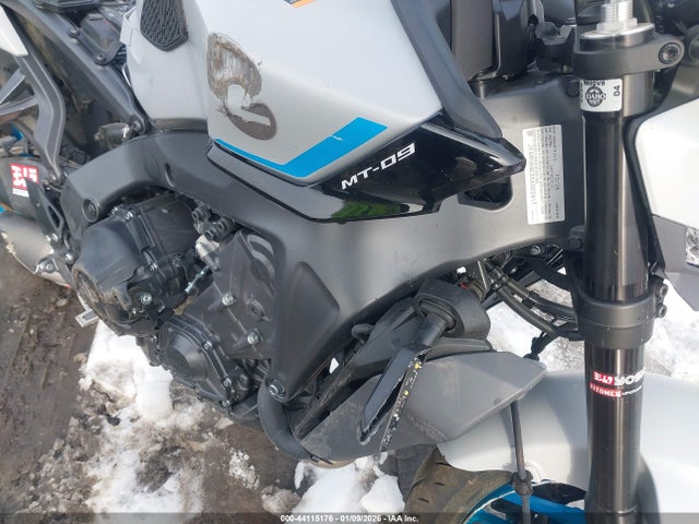 Yamaha MT09 2025 JYARN94E3SA002417 Image 16