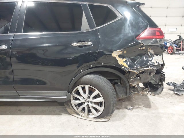 Продажа на аукционе авто 2018 Nissan Rogue Sv, vin: KNMAT2MT1JP515352, номер лота: 44115194