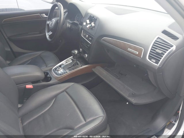 2017 Audi Q5 2.0t Premium მანქანა იყიდება აუქციონზე, vin: WA1C2AFP7HA063422, აუქციონის ნომერი: 44115230