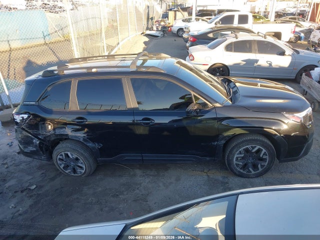 Subaru Forester Premium 2025 JF2SLDDC3SH421678 Image 13