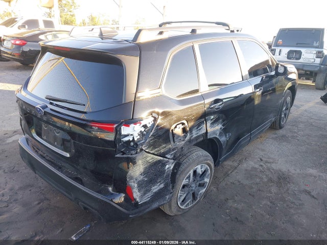 Subaru Forester Premium 2025 JF2SLDDC3SH421678 Image 4