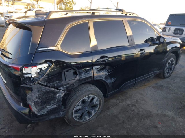 Subaru Forester Premium 2025 JF2SLDDC3SH421678 Image 6