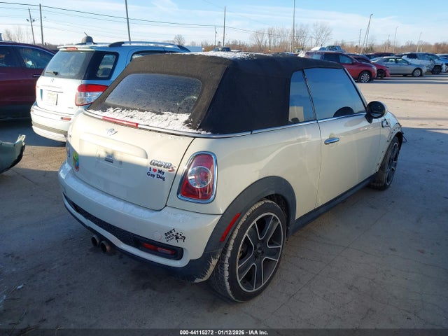 2011 MINI COOPER S WMWZP3C58BT249351 Photo 3