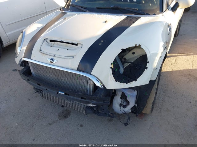 2011 MINI COOPER S WMWZP3C58BT249351 Photo 5
