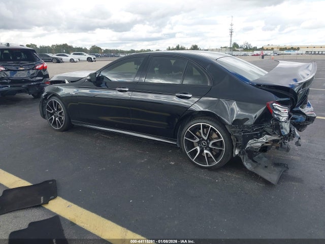 2018 MERCEDES-BENZ AMG E 43 WDDZF6EB6JA483742 Photo 2