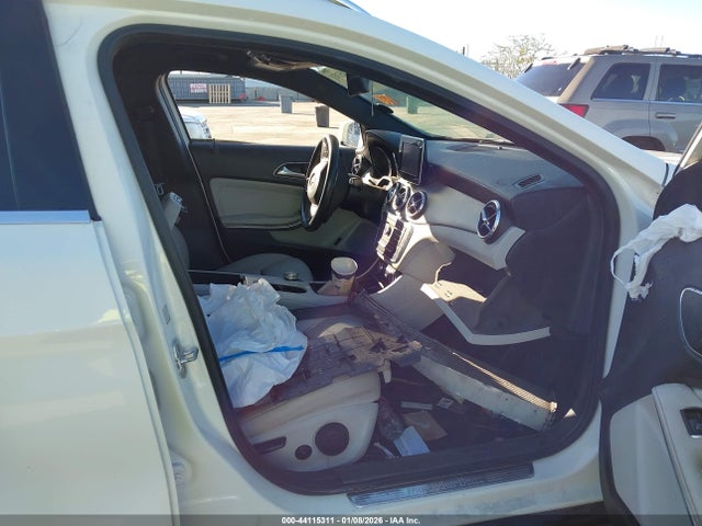 2016 MERCEDES-BENZ GLA 250 WDCTG4EB2GJ193244 Photo 4
