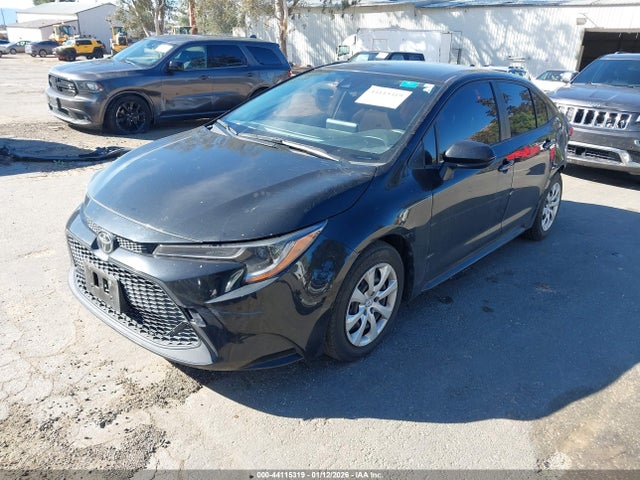 JTDEPMAE3MJ183543 Toyota COROLLA LE