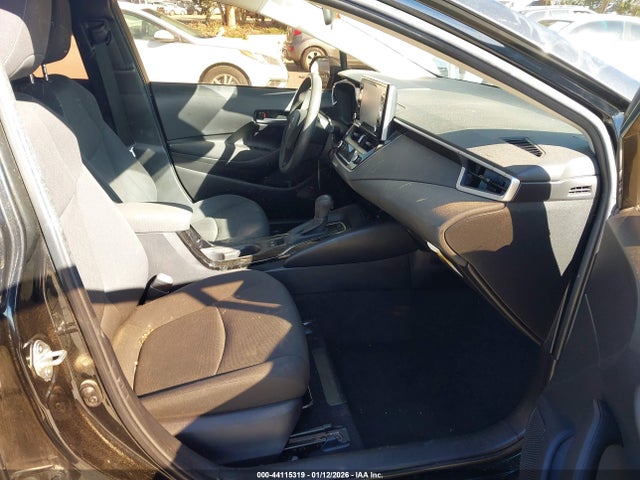 JTDEPMAE3MJ183543 Toyota COROLLA LE
