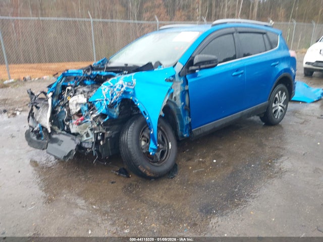 Aukcja sprzedaży 2017 Toyota Rav4 Le, vin: JTMZFREV2HJ701661, numer aukcji: 44115320