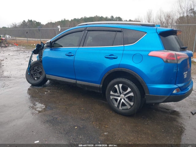 Aukcja sprzedaży 2017 Toyota Rav4 Le, vin: JTMZFREV2HJ701661, numer aukcji: 44115320