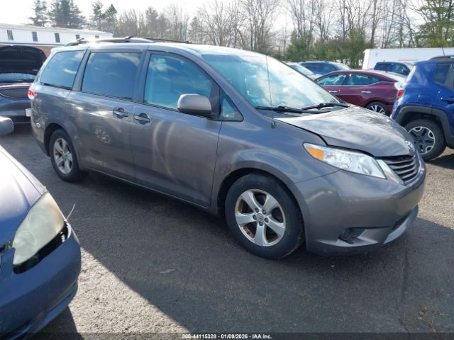 2011 TOYOTA SIENNA 5TDKK3DCXBS022239