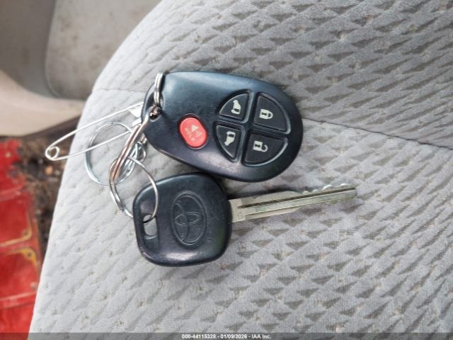 2011 TOYOTA SIENNA 5TDKK3DCXBS022239 Photo 10