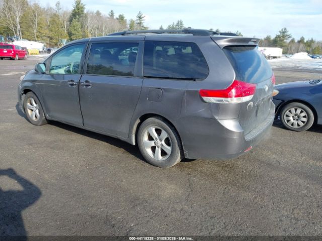 2011 TOYOTA SIENNA 5TDKK3DCXBS022239 Photo 2
