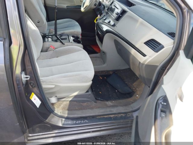 2011 TOYOTA SIENNA 5TDKK3DCXBS022239 Photo 4