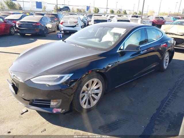 2017 Tesla Model S 100d/60d/75d/90d/p100d მანქანა იყიდება აუქციონზე, vin: 5YJSA1E2XHF193387, აუქციონის ნომერი: 44115332