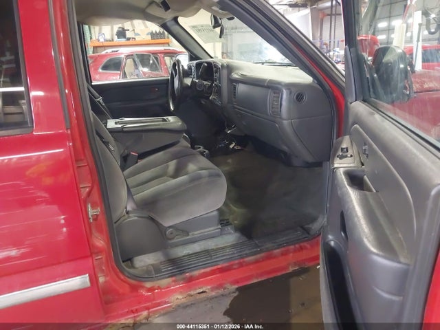 Продажа на аукционе авто 2005 Gmc Sierra 1500 Sle, vin: 2GTEK13T151184713, номер лота: 44115351