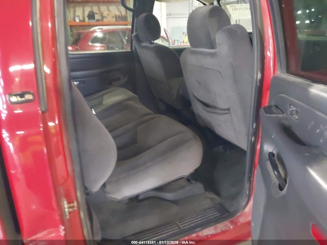 Продажа на аукционе авто 2005 Gmc Sierra 1500 Sle, vin: 2GTEK13T151184713, номер лота: 44115351