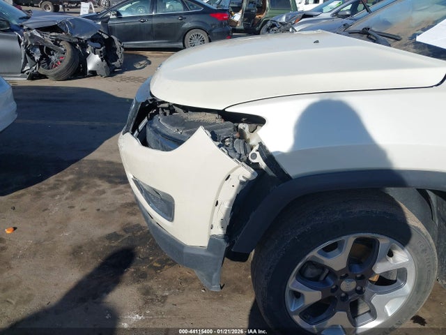 44115400 :رقم المزاد ، 3C4NJDCB4MT604523 vin ، 2021 Jeep Compass Limited 4x4 مزاد بيع