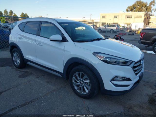 2018 HYUNDAI TUCSON KM8J33A46JU671838