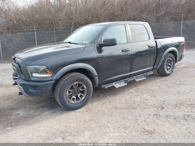 2015 RAM 1500 1C6RR7YG0FS736397 Photo 1