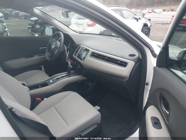 3CZRU6H39NM742280 Honda Hr-v Awd Lx