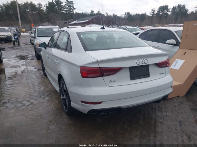 Продаж на аукціоні авто 2020 Audi A3 Premium Plus 45 Tfsi S Line Quattro S Tronic, vin: WAUJEGFF8LA088558, номер лоту: 44115437