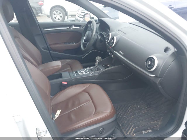Продаж на аукціоні авто 2020 Audi A3 Premium Plus 45 Tfsi S Line Quattro S Tronic, vin: WAUJEGFF8LA088558, номер лоту: 44115437