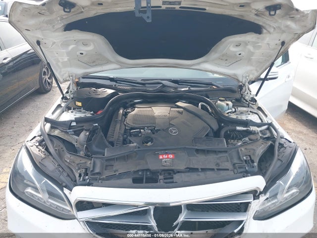 44115450 :رقم المزاد ، WDDHF5KB2GB216269 vin ، 2016 Mercedes-benz E 350 مزاد بيع