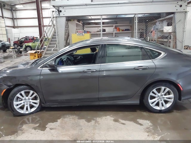 1C3CCCAB3FN741152 Chrysler 200 Limited