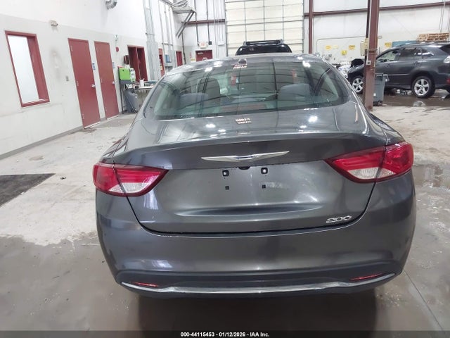 1C3CCCAB3FN741152 Chrysler 200 Limited
