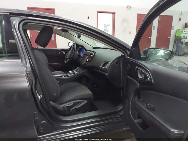 1C3CCCAB3FN741152 Chrysler 200 Limited