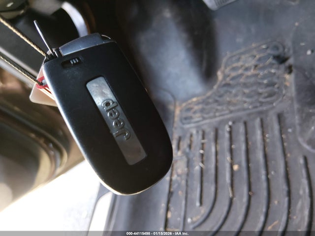 2015 JEEP GRAND CHEROKEE 1C4RJFJG6FC666693 Photo 10