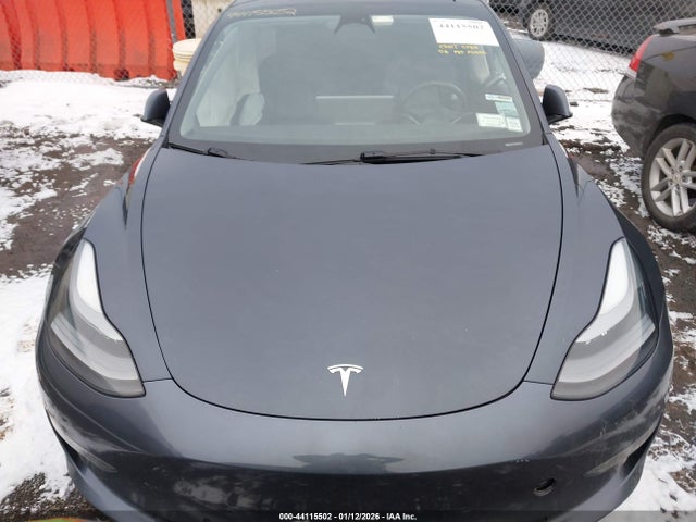 Tesla Model 3 Performance Dual Motor All-wheel Drive 2022 5YJ3E1EC7NF102959 Image 12