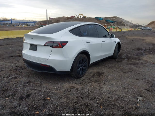 2025 TESLA MODEL Y 7SAYGDED4SA375296 Photo 3