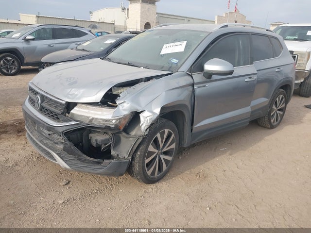 44115601 :رقم المزاد ، 3VVRX7B24NM052344 vin ، 2022 Volkswagen Taos 1.5t Se مزاد بيع