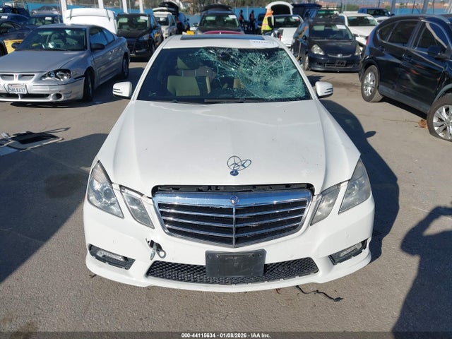 2011 MERCEDES-BENZ E 550 WDDHF7CBXBA298969 Photo 5