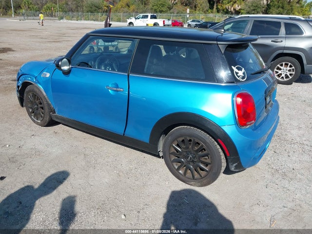 2016 MINI HARDTOP WMWXP7C56G3B92947 Photo 2