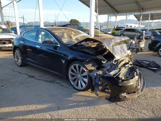 2014 TESLA MODEL S 5YJSA1S14EFP47546 Photo 0