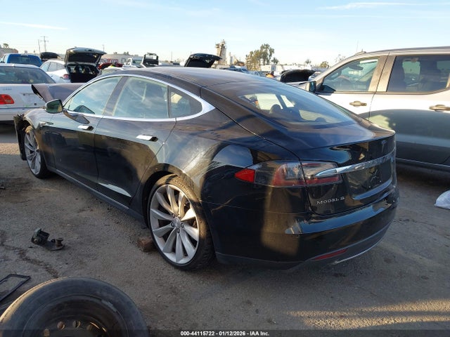 2014 TESLA MODEL S 5YJSA1S14EFP47546 Photo 2