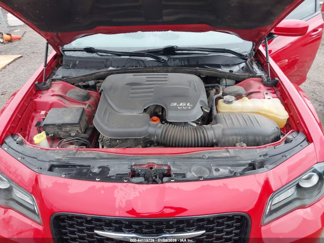 Aukcja sprzedaży 2015 Chrysler 300 300s, vin: 2C3CCABG7FH797330, numer aukcji: 44115726
