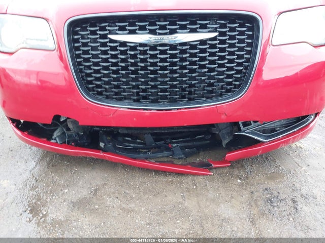 Aukcja sprzedaży 2015 Chrysler 300 300s, vin: 2C3CCABG7FH797330, numer aukcji: 44115726
