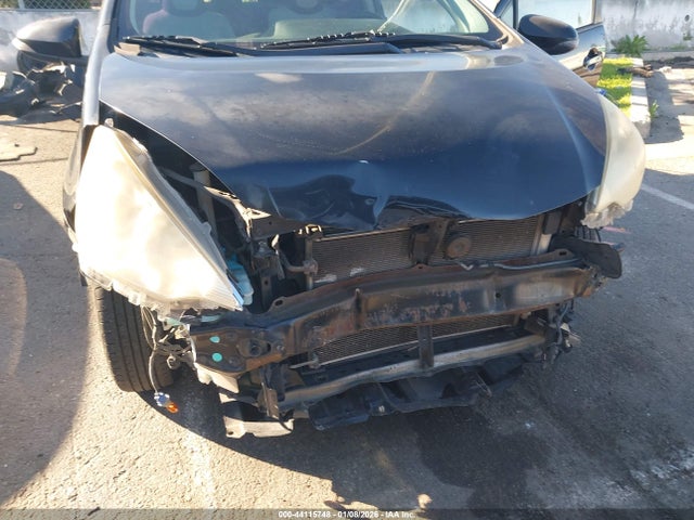 Toyota Prius C One 2014 JTDKDTB32E1557743 Image 6