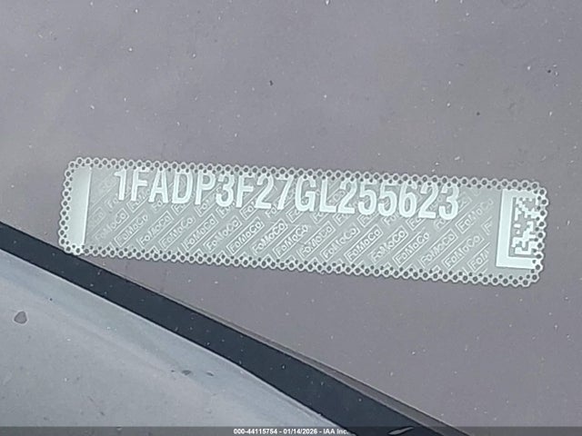 1FADP3F27GL255623 Ford FOCUS SE