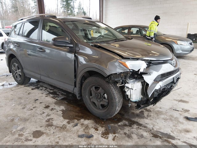 Toyota RAV4 LE 2017 JTMBFREV4HD221041 main image