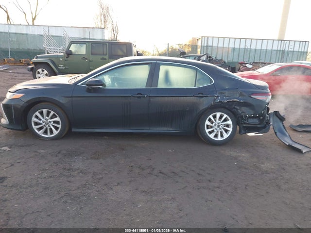 4T1R11AK7MU593781 Toyota CAMRY LE
