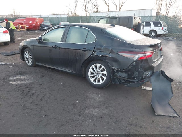 4T1R11AK7MU593781 Toyota CAMRY LE