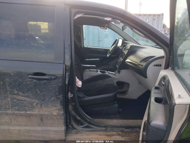 2C4RDGCGXGR357053 Dodge Grand Caravan Sxt