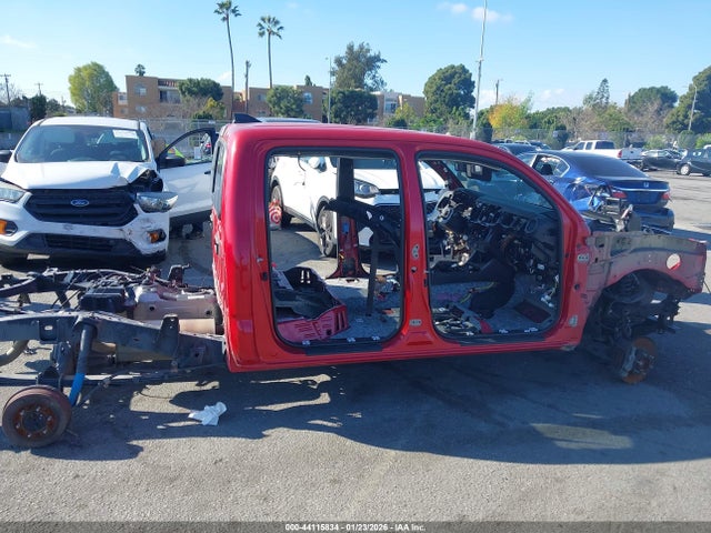 3TMBZ5DN7JM017216 Toyota Tacoma Trd Sport